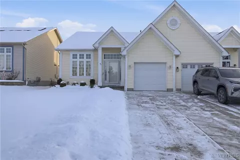 93 Carla Ln, West Seneca, NY 14224