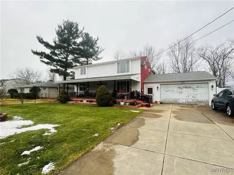 19 Schultz Rd, Orchard Park, NY 14127
