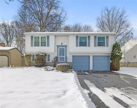 378 Denrose Dr, Amherst, NY 14228