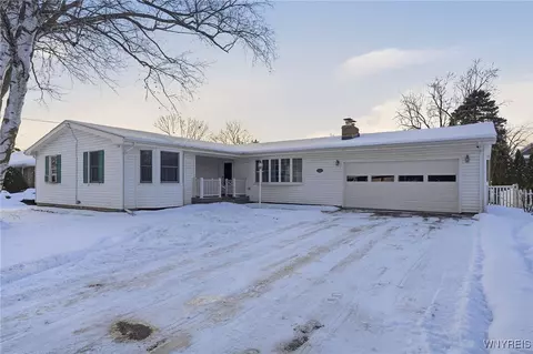 115 N Spruce St, Batavia, NY 14020