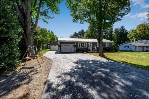 1757 Saint Charles Pl, Marilla, NY 14102