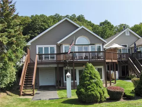 3201 Fairway 5, Walworth, NY 14568