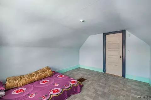 Bedroom - 76 Humason Ave, Buffalo, NY 14211 photo 5 of 5