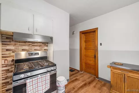 Entry Way - 76 Humason Ave, Buffalo, NY 14211 photo 1 of 1
