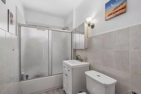 Bath - 76 Humason Ave, Buffalo, NY 14211 photo 1 of 1