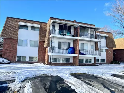 8421 Buffalo Ave #14, Niagara Falls, NY 14304