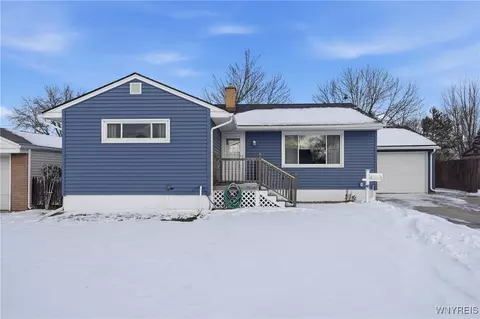 17 Warren Dr, Tonawanda, NY 14150
