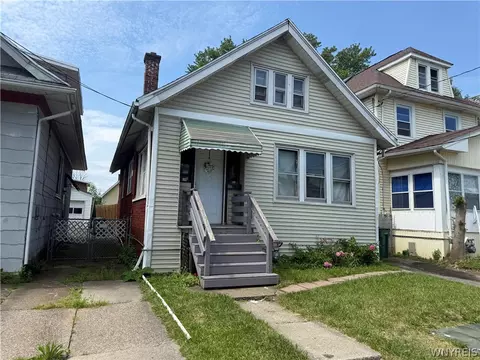 88 Newfield St, Buffalo, NY 14207