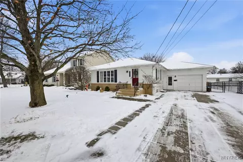3736 Blair Ct, Buffalo, NY 14219