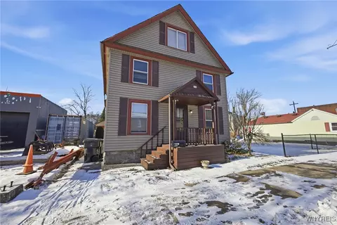 88 Main St, Tonawanda, NY 14150