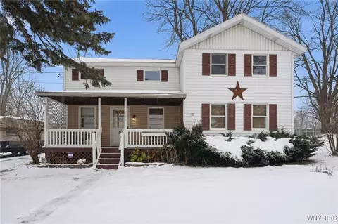 151 Mckinstry St, Albion, NY 14411