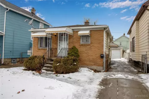 281 W Hazeltine Ave, Buffalo, NY 14217