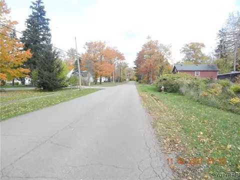 68 Grove St, Evans, NY 14006 photo 7