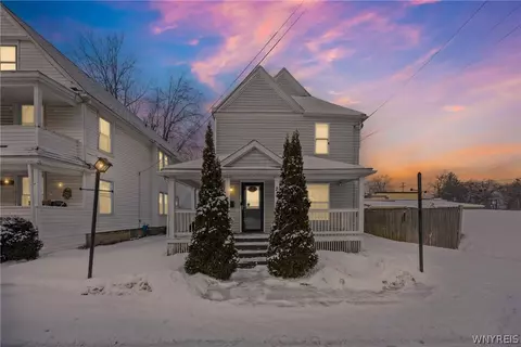 2 Mckinley Ave, Batavia, NY 14020