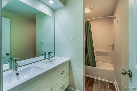 Bath - 417 Third Ave, Amherst, NY 14221 photo 2 of 3
