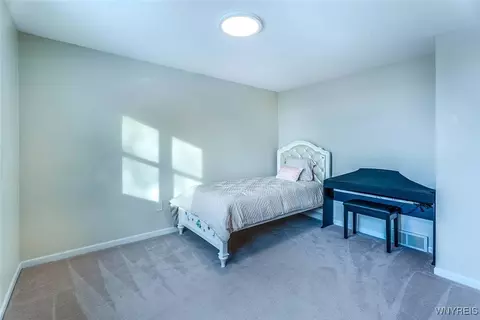 Bedroom - 417 Third Ave, Amherst, NY 14221 photo 2 of 4