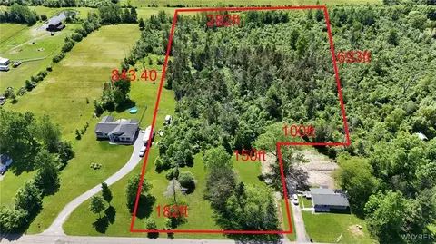 7714 Decker Rd, Evans, NY 14047