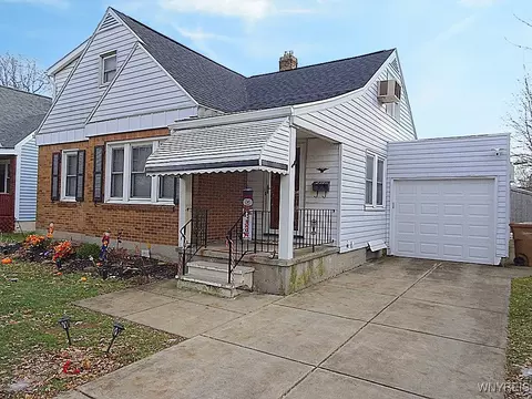 211 Burke Dr, Cheektowaga, NY 14215