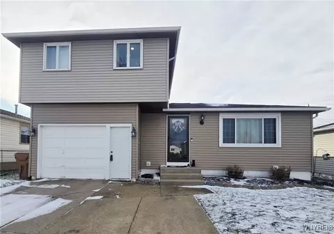 79 Autumnwood Dr, Cheektowaga, NY 14227