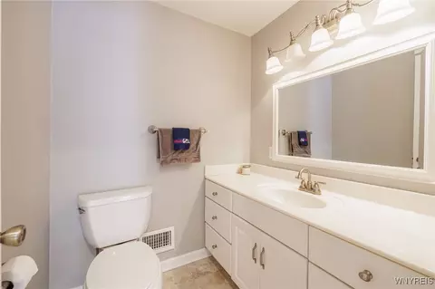 Bath - 365 Belmeade Rd, Irondequoit, NY 14617 photo 1 of 2