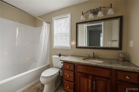 Bath - 365 Belmeade Rd, Irondequoit, NY 14617 photo 2 of 2