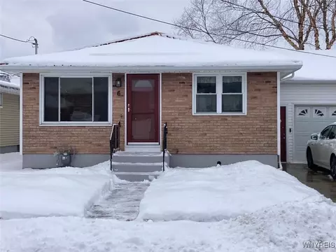 6 Krakow St, Lackawanna, NY 14218
