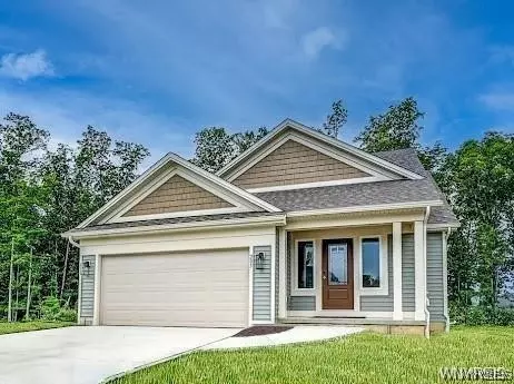 4543 Camp Rd #L205, Hamburg, NY 14075