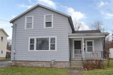 161 Elmwood Ave, Lockport, NY 14094
