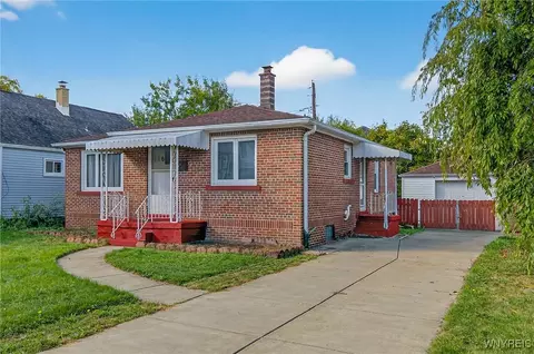 116 Springville Ave, Amherst, NY 14226