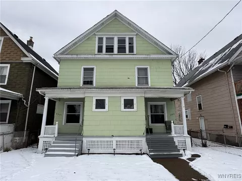 2225 Whitney Ave, Niagara Falls, NY 14301