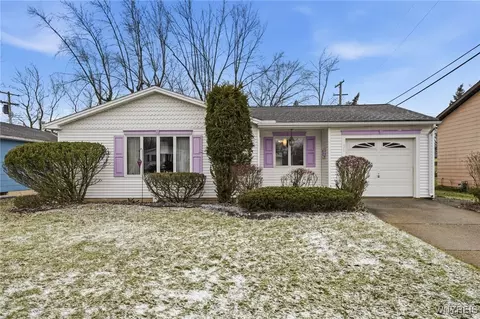 36 Pamela Dr, Depew, NY 14043