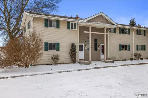 4723 Tuscarora Rd, Niagara, NY 14304