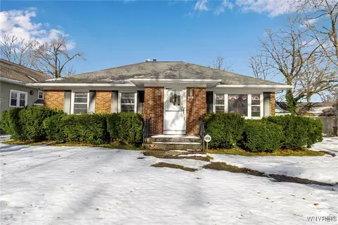 82 Zimmerman Blvd, Buffalo, NY 14223
