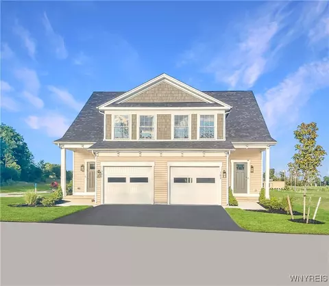 1102 Carriage Ln #1102, West Seneca, NY 14224