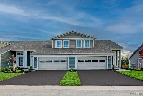 10 White Orchid Way, Lancaster, NY 14086