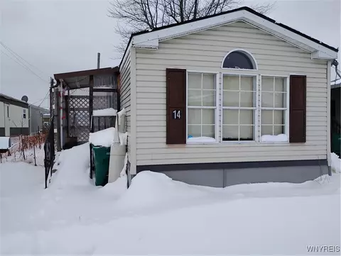 14 Van Wyck St, Buffalo, NY 14219