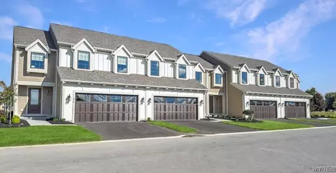 37 B Stonham Pl #0602, Amherst, NY 14221