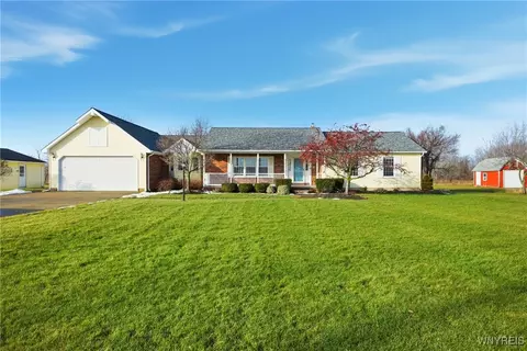 4430 Baer Rd, Cambria, NY 14131