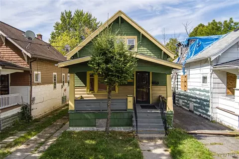 32 Schuele Ave, Buffalo, NY 14215