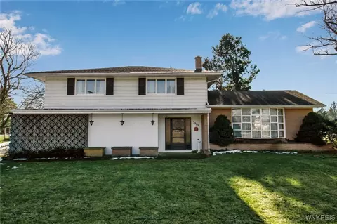 3985 Clinton St, West Seneca, NY 14224