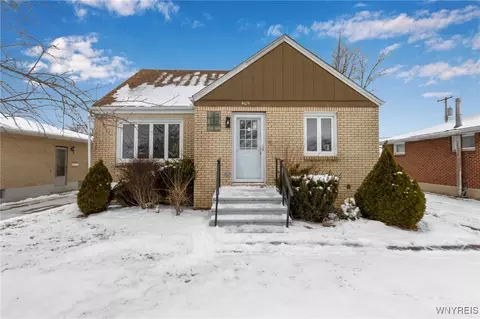 192 Diane Dr, Cheektowaga, NY 14225