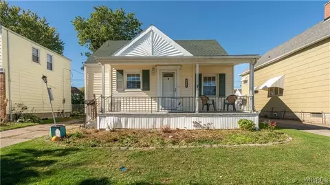 102 Francis Ave, Buffalo, NY 14212
