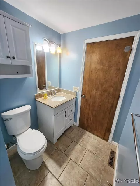 Bath - 1605 Gemini Dr, Olean, NY 14760 photo 6 of 7