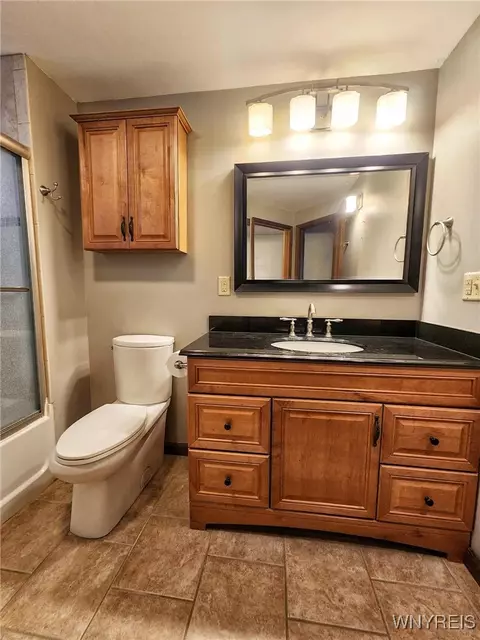 Bath - 1605 Gemini Dr, Olean, NY 14760 photo 4 of 7