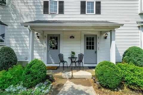 4765 Chestnut Ridge Rd #3, Amherst, NY 14228