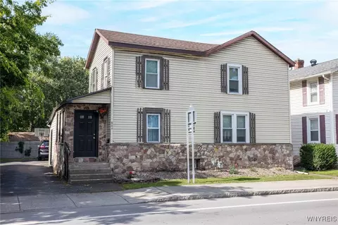 804 S Main St, Shelby, NY 14103