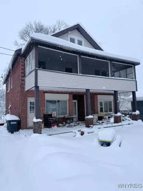 10516 Railroad Ave, North Collins, NY 14111