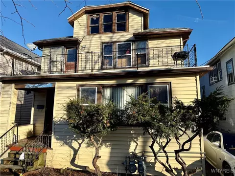 181 Clarence Ave, Buffalo, NY 14215