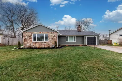 2042 Parker Blvd, Tonawanda, NY 14150