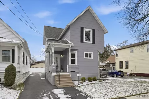 61 5th Ave, North Tonawanda, NY 14120